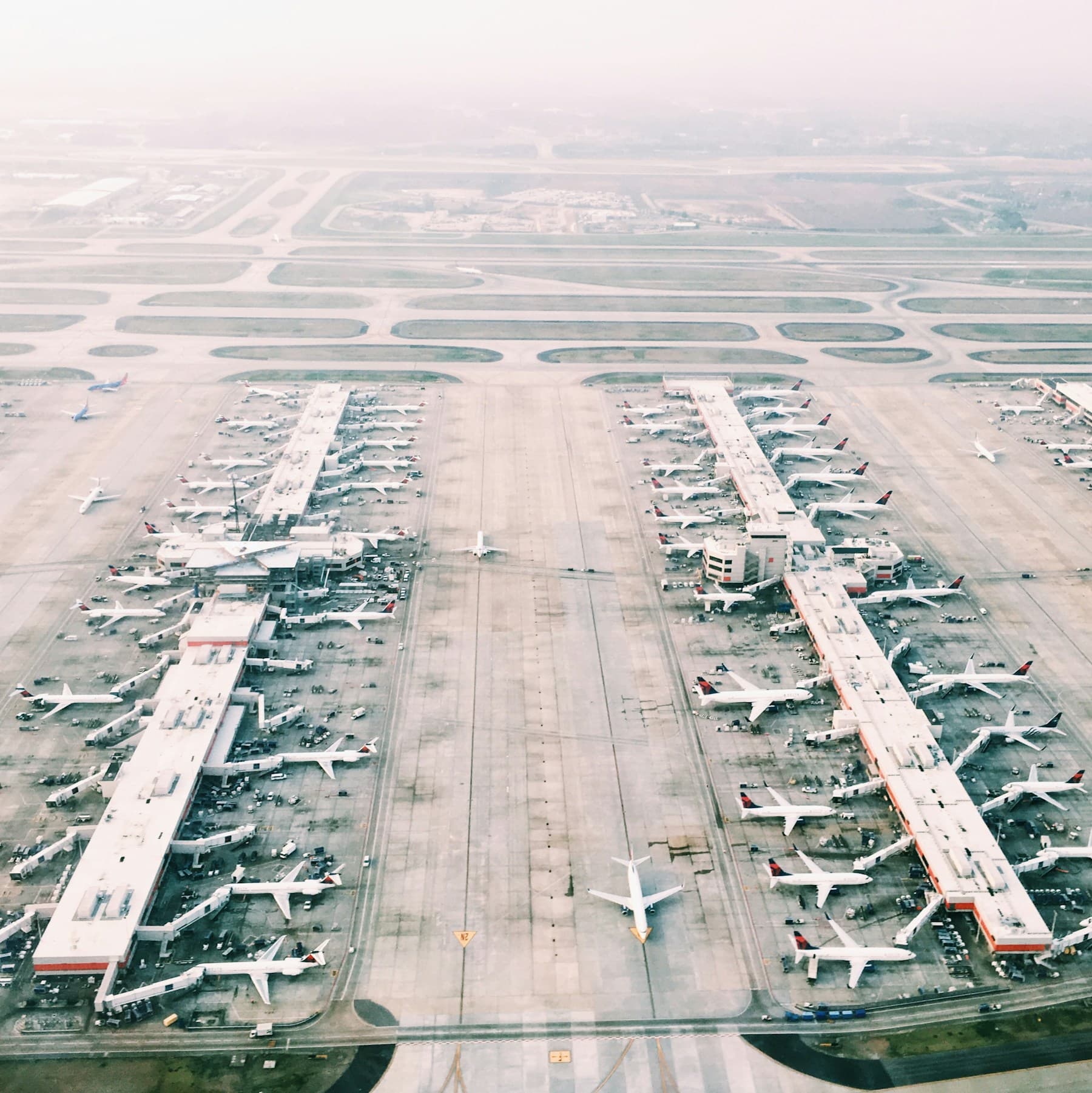 Aircraft arriving at Porto Airport