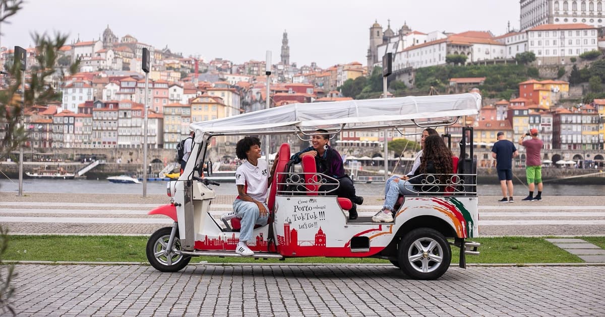 Porto Guided Tuk Tuk Tour in Porto
