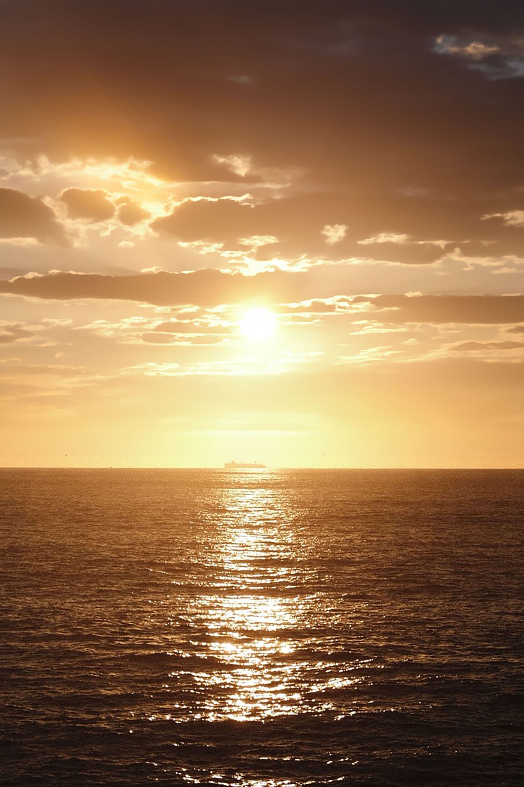 Atlantic sunset seen from Foz do Douro
