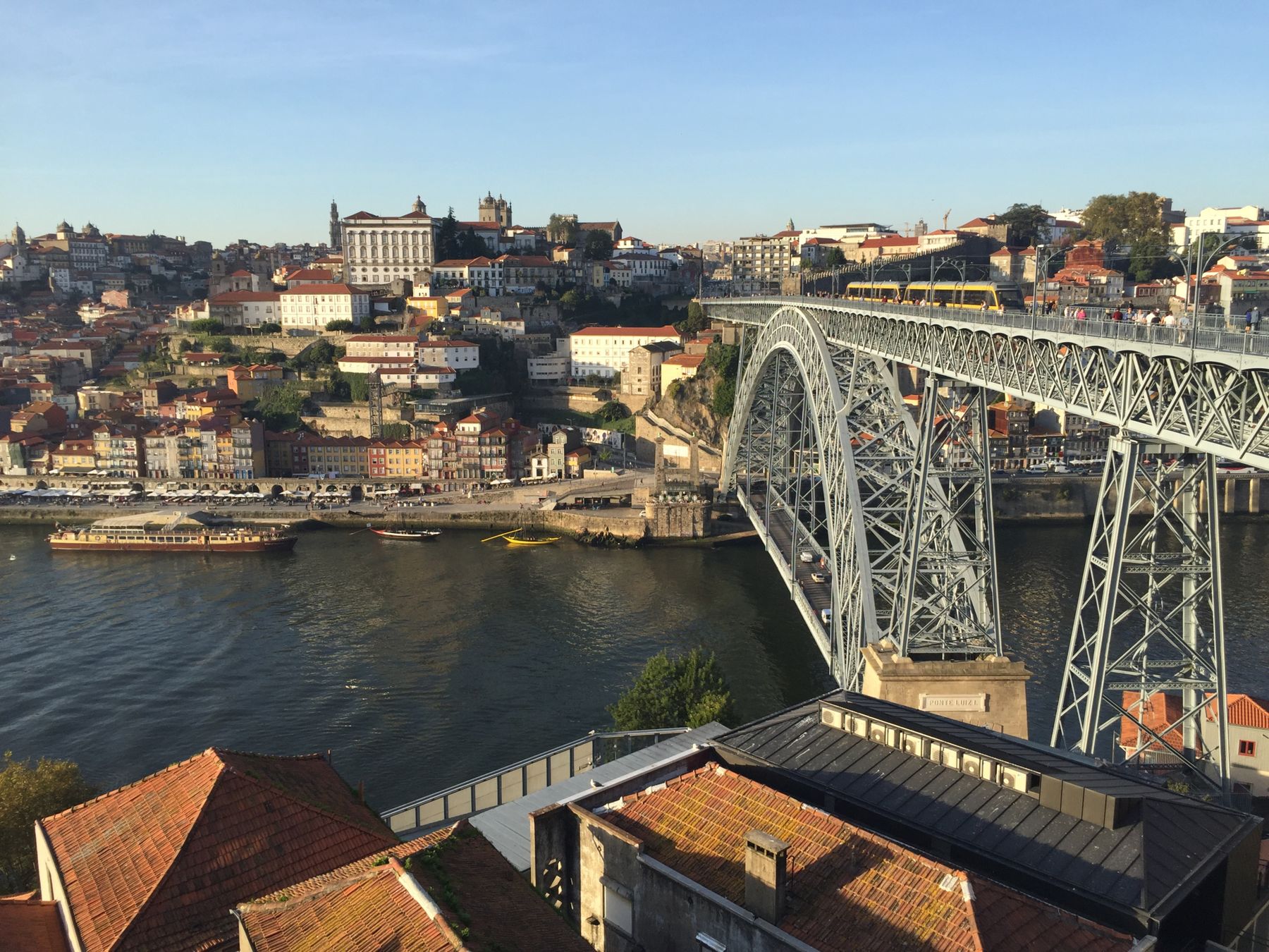 Douro riverfront near Porto tascas